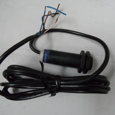 XS4P18KP340 CZUJNIK INDUKCYJNY Telemecaniqe