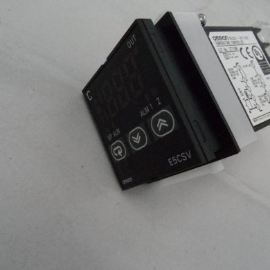 E5CSV-R1T-500 100-240AC OMRON
