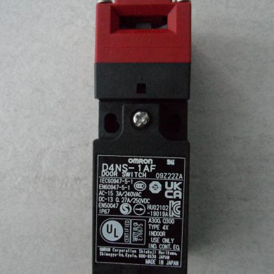 Wyłącznik bezpieczeństwa OMRON D4NS-1AF